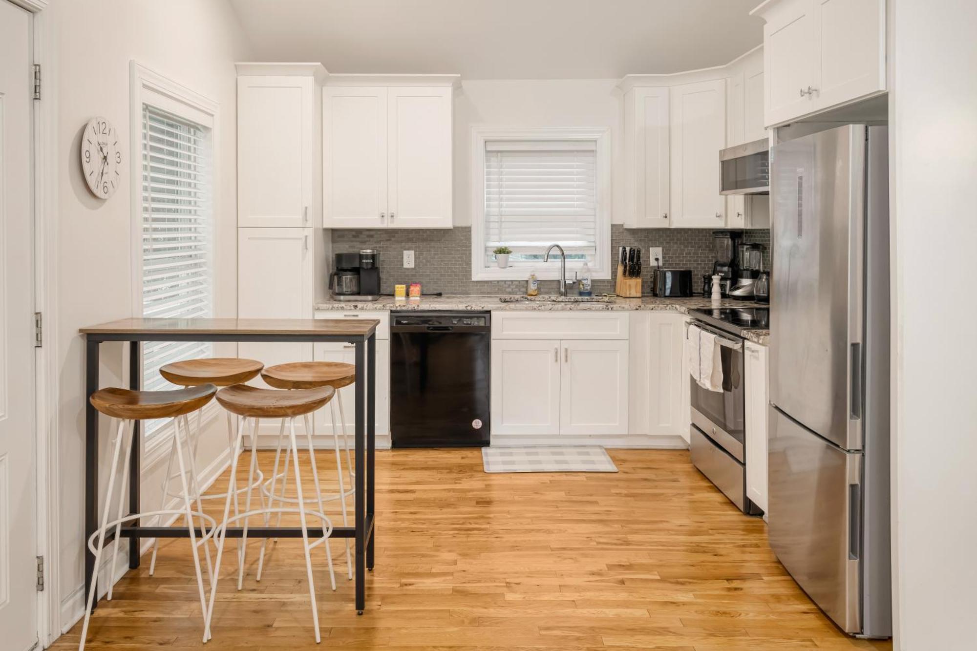 Charming 2Br Bungalow 4 Minutes To Duke University Durham Eksteriør billede