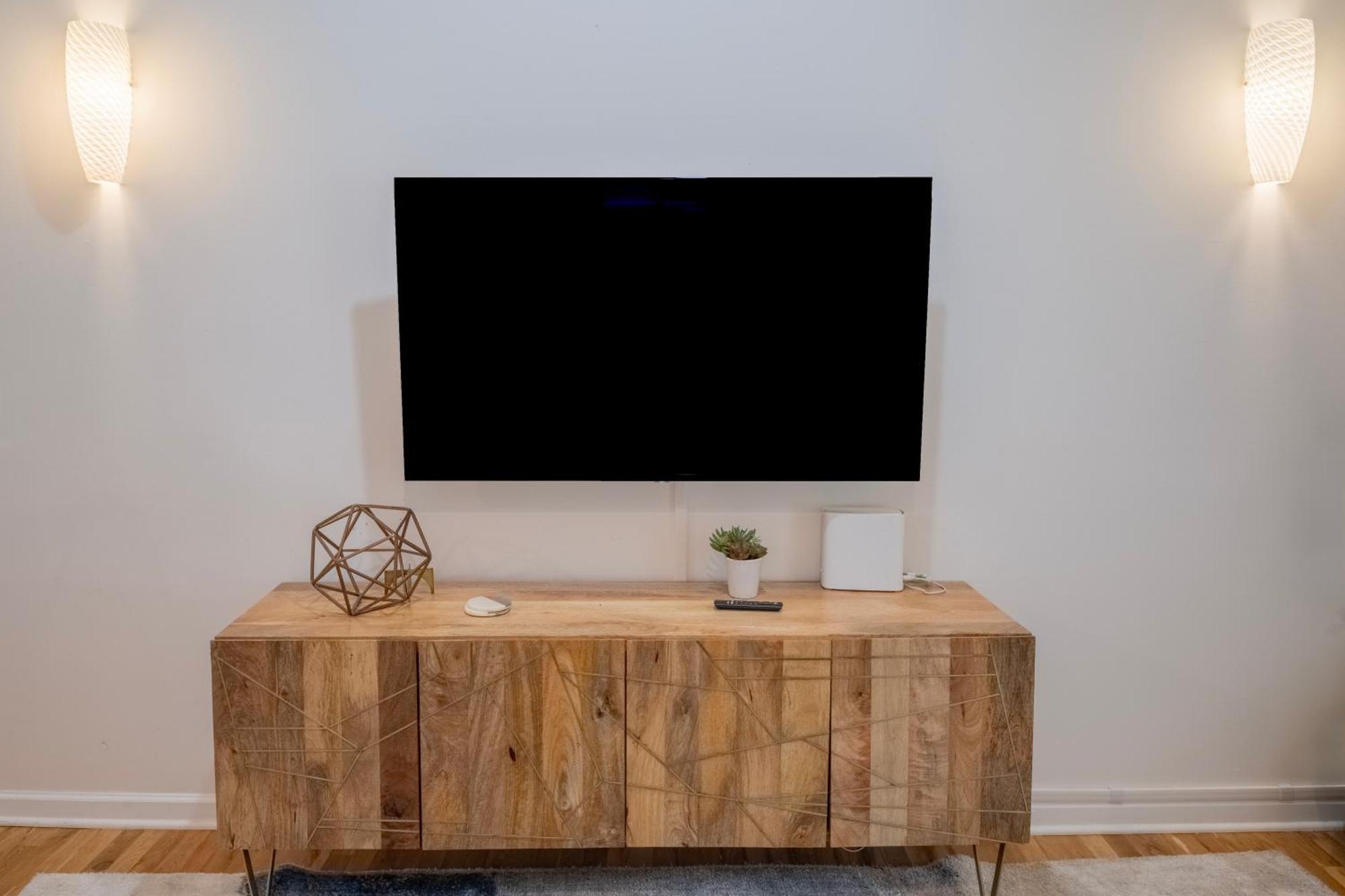 Charming 2Br Bungalow 4 Minutes To Duke University Durham Eksteriør billede